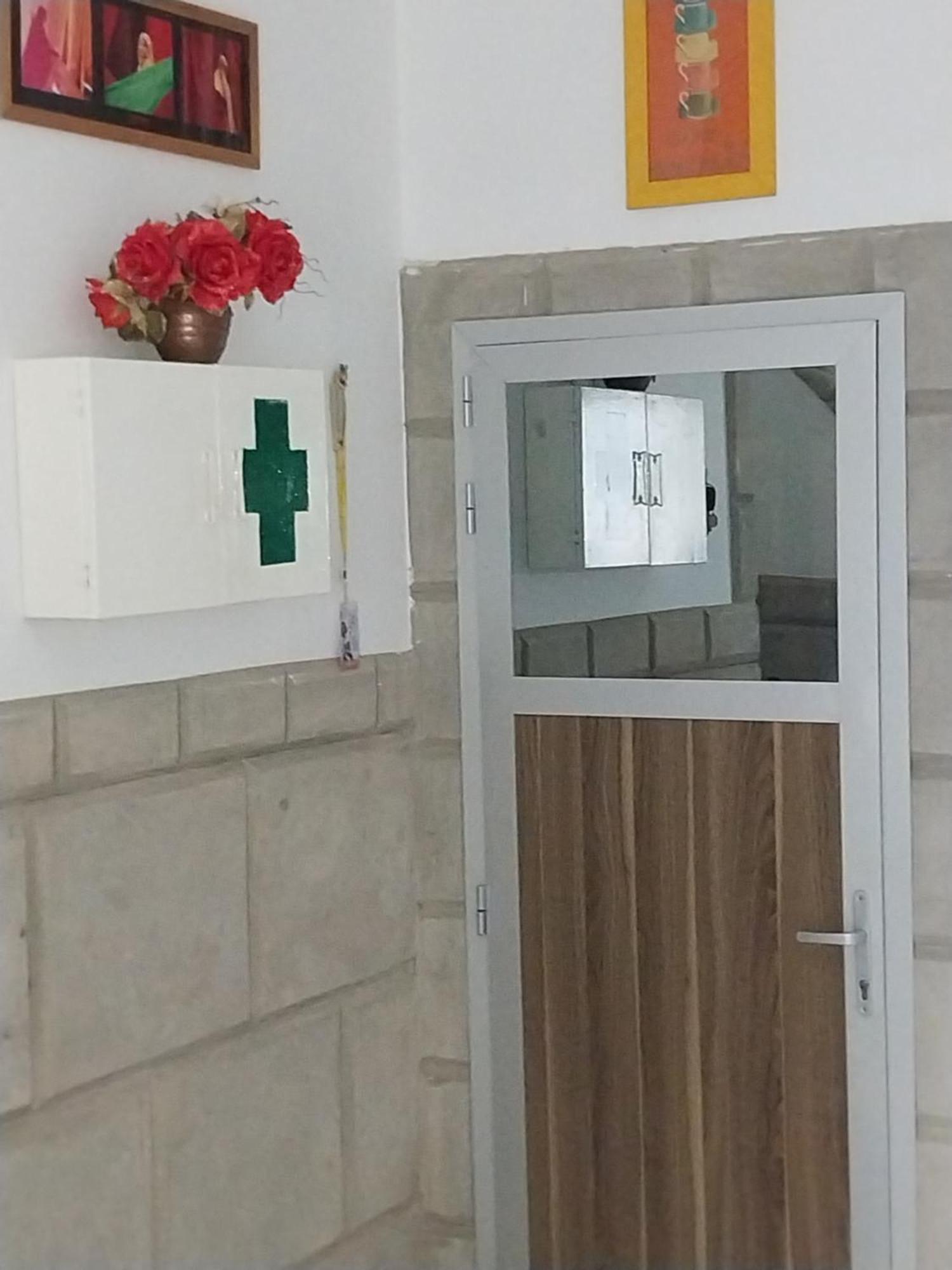 Chez Ousmane Fall Asecna Saint-Louis Εξωτερικό φωτογραφία